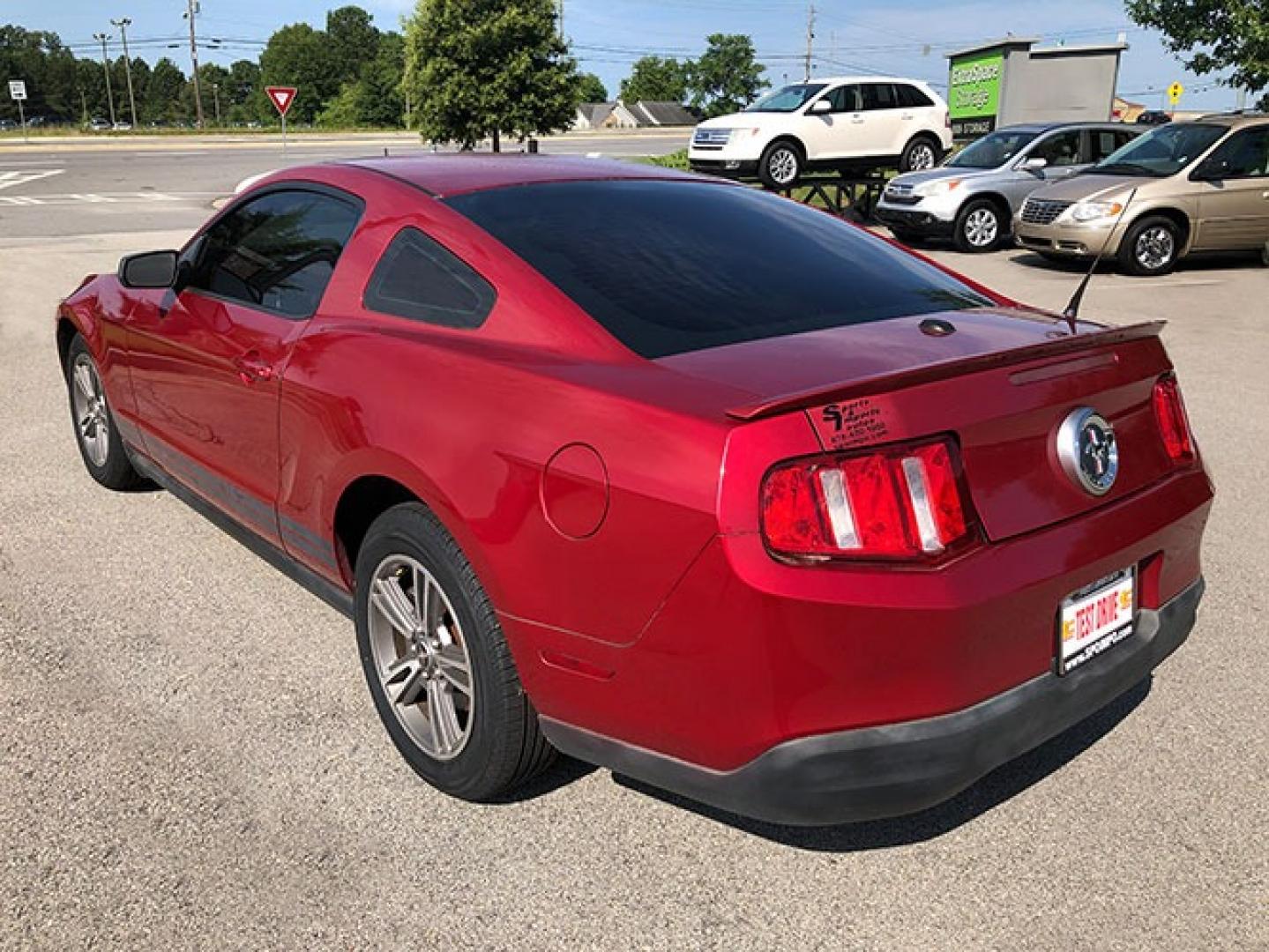 2010 Ford Mustang V6 Coupe (1ZVBP8AN1A5) with an 4.0L V6 OHC 12V engine, located at 7710 Tara Blvd, Jonesboro, GA, 30236, (678) 450-1000, 33.544365, -84.367821 - Photo#4