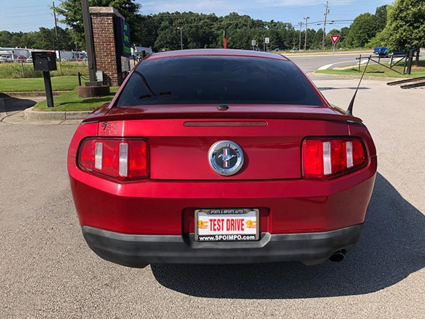 2010 Ford Mustang V6 Coupe (1ZVBP8AN1A5) with an 4.0L V6 OHC 12V engine, located at 7710 Tara Blvd, Jonesboro, GA, 30236, (678) 450-1000, 33.544365, -84.367821 - Photo#5