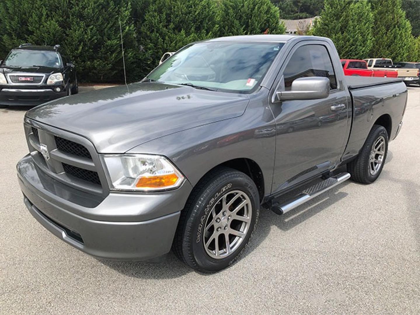 2011 Dodge Ram 1500 ST LWB 2WD (3D7JB1EK9BG) with an 3.7L V6 SOHC 12V engine, 4-Speed Automatic transmission, located at 7710 Tara Blvd, Jonesboro, GA, 30236, (678) 450-1000, 33.544365, -84.367821 - Photo#2