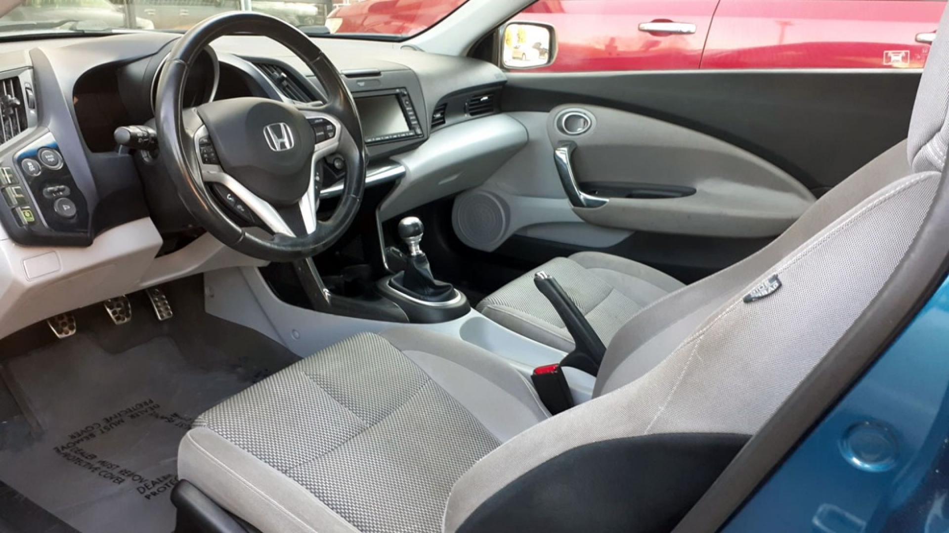 2011 Honda CR-Z EX 6M (JHMZF1C69BS) , 6-Speed Manual transmission, located at 7710 Tara Blvd, Jonesboro, GA, 30236, (678) 450-1000, 33.544365, -84.367821 - Photo#8