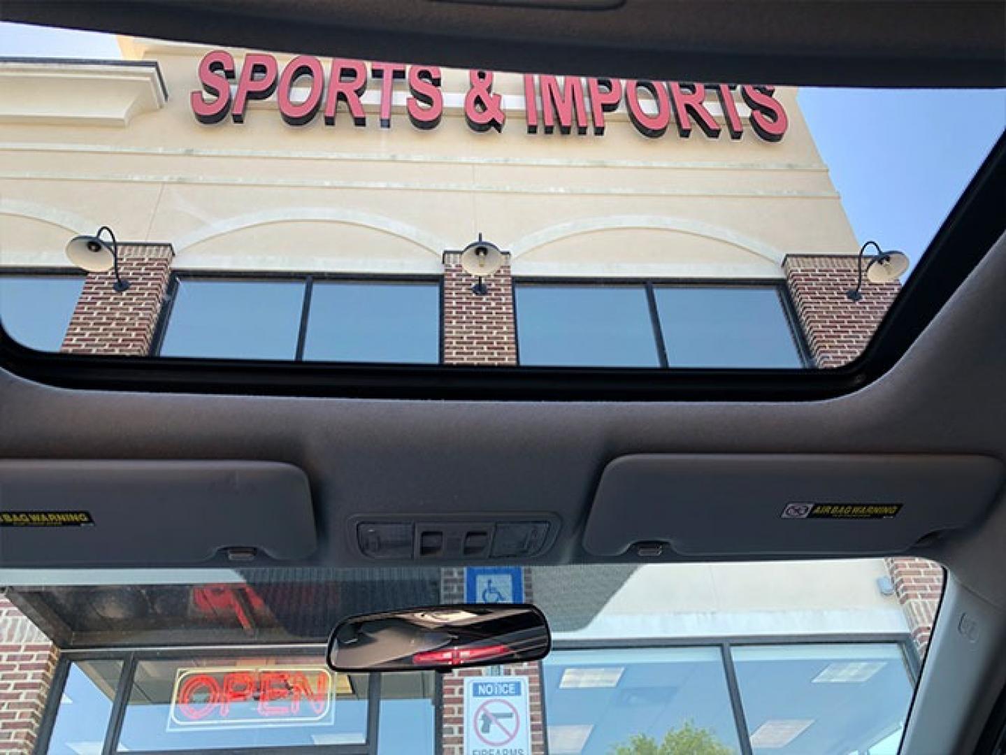 2012 Honda Civic EX-L Sedan 5-Speed Automatic (19XFB2F97CE) with an 1.8L L4 SOHC 16V engine, 5-Speed Automatic transmission, located at 7710 Tara Blvd, Jonesboro, GA, 30236, (678) 450-1000, 33.544365, -84.367821 - Photo#10