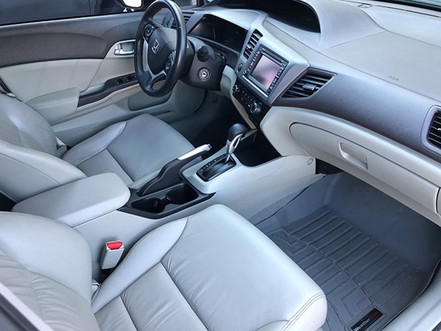 2012 Honda Civic EX-L Sedan 5-Speed Automatic (19XFB2F97CE) with an 1.8L L4 SOHC 16V engine, 5-Speed Automatic transmission, located at 7710 Tara Blvd, Jonesboro, GA, 30236, (678) 450-1000, 33.544365, -84.367821 - Photo#11