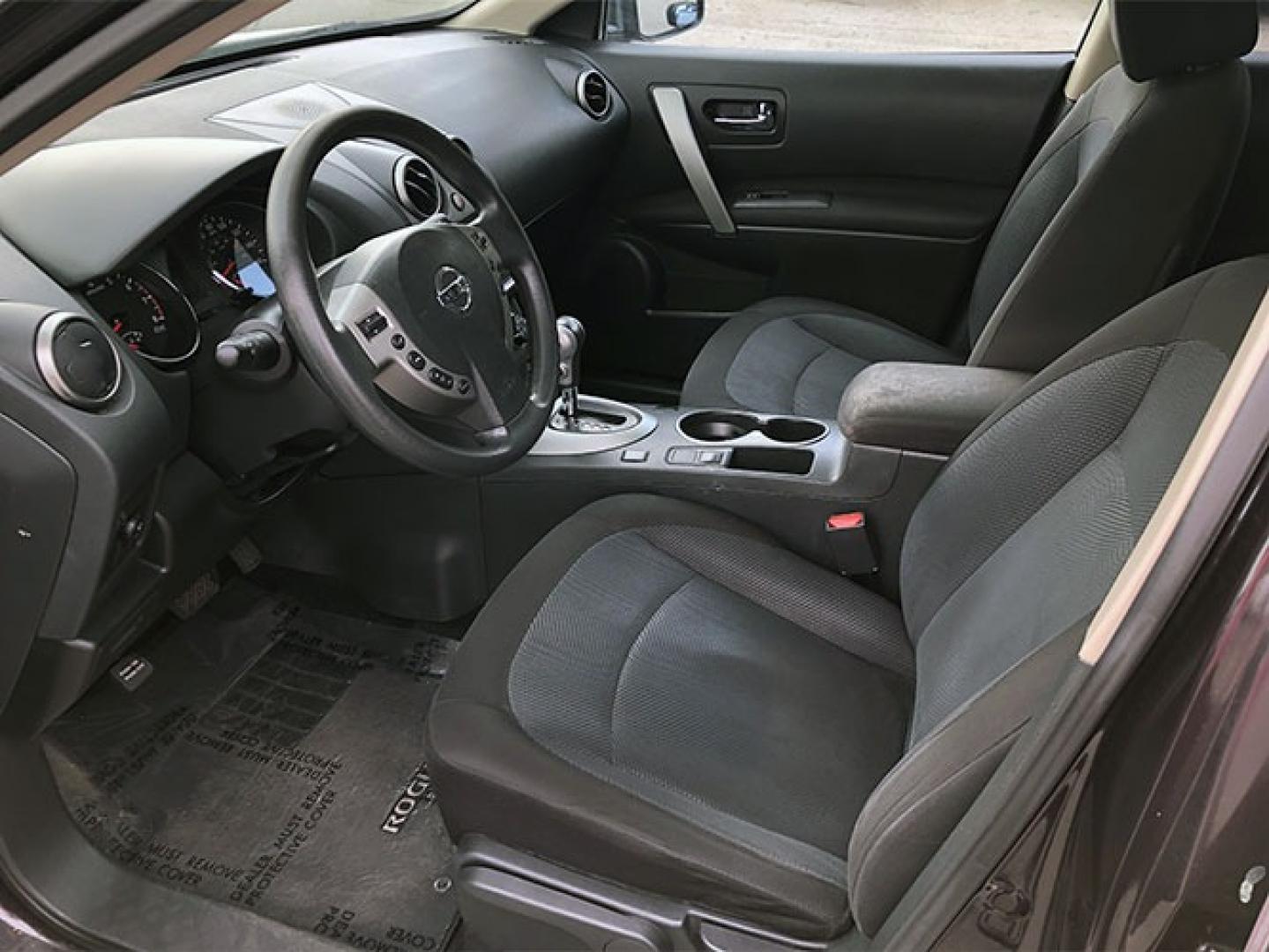 2013 Nissan Rogue S 2WD (JN8AS5MT5DW) with an 2.5L L4 DOHC 16V engine, Continuously Variable Transmission transmission, located at 7710 Tara Blvd, Jonesboro, GA, 30236, (678) 450-1000, 33.544365, -84.367821 - Photo#8