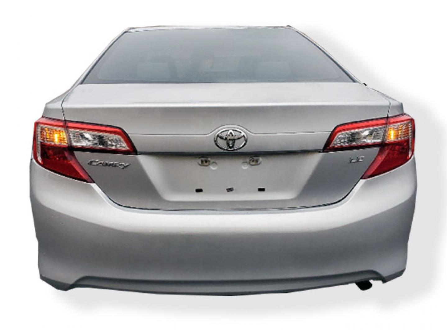 2013 Toyota Camry SE (4T1BF1FK9DU) with an 2.5L L4 DOHC 16V engine, 6-Speed Automatic transmission, located at 7710 Tara Blvd, Jonesboro, GA, 30236, (678) 450-1000, 33.544365, -84.367821 - Photo#4