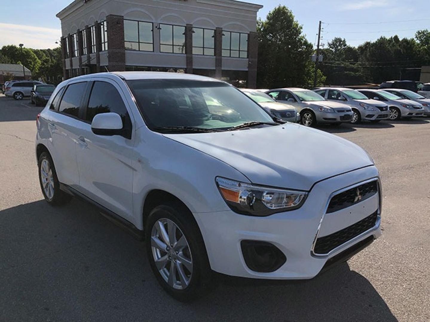 2015 Mitsubishi Outlander Sport ES 2WD (4A4AP3AU7FE) with an 2.0L L4 DOHC 16V engine, Cvt transmission, located at 7710 Tara Blvd, Jonesboro, GA, 30236, (678) 450-1000, 33.544365, -84.367821 - Photo#7