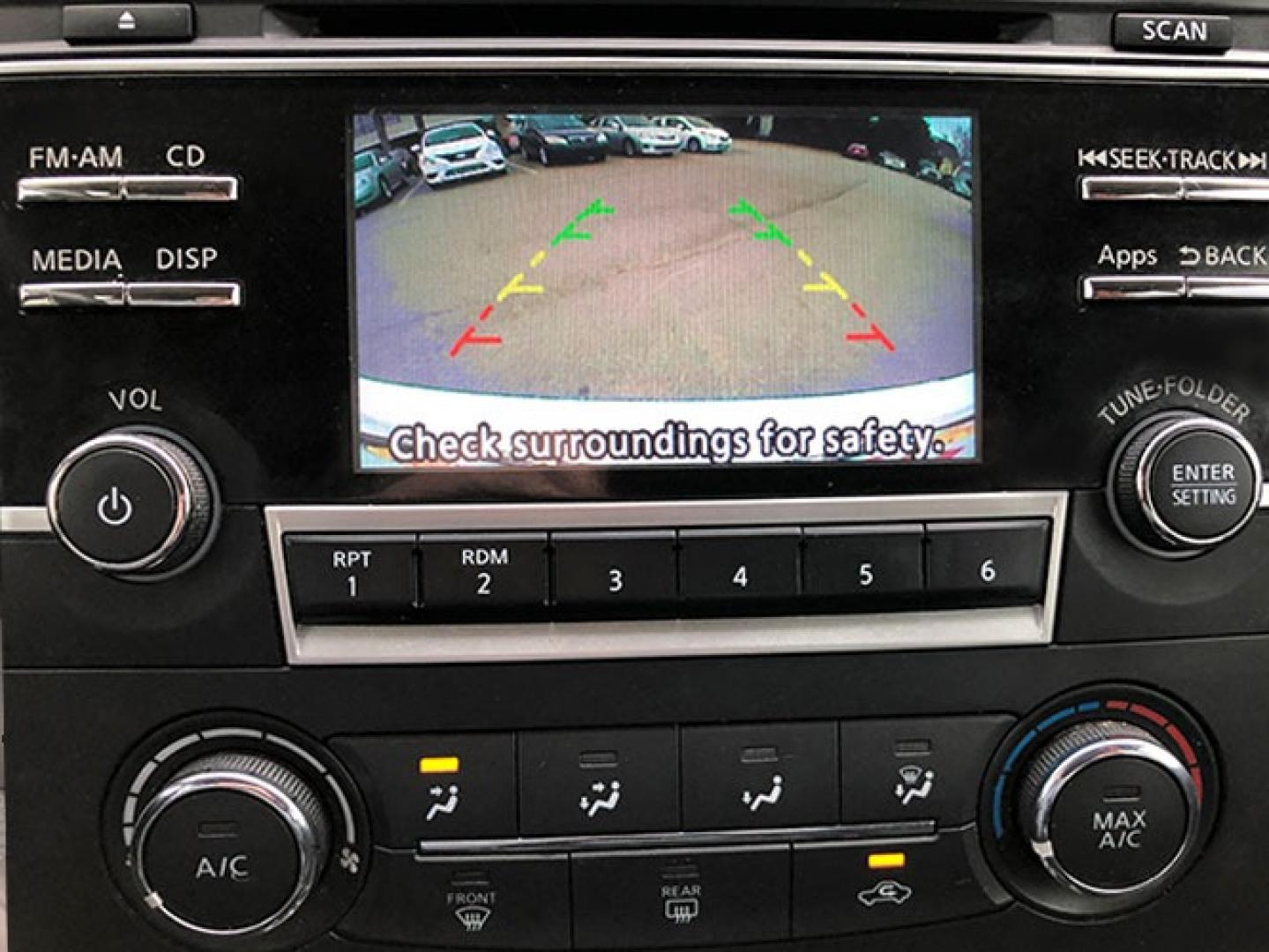 2016 Nissan Altima 2.5 SL (1N4AL3AP2GC) with an 2.5L L4 DOHC 16V engine, CVT transmission, located at 7710 Tara Blvd, Jonesboro, GA, 30236, (678) 450-1000, 33.544365, -84.367821 - Photo#10